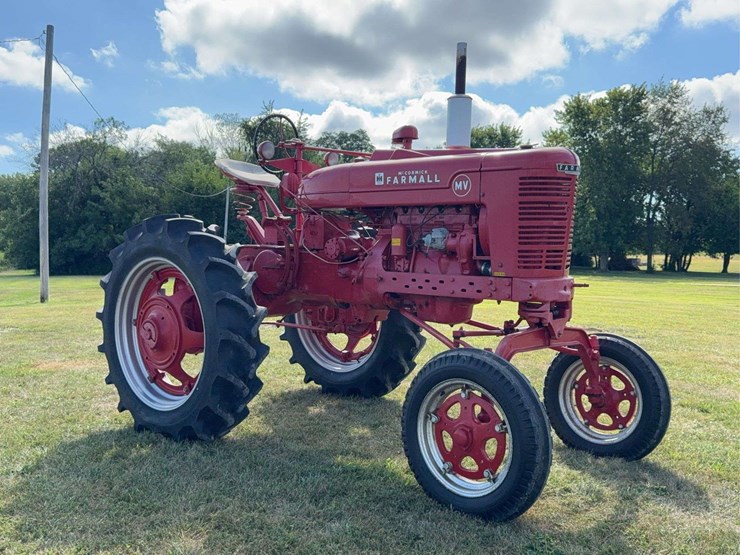 farmall-mv-image-7