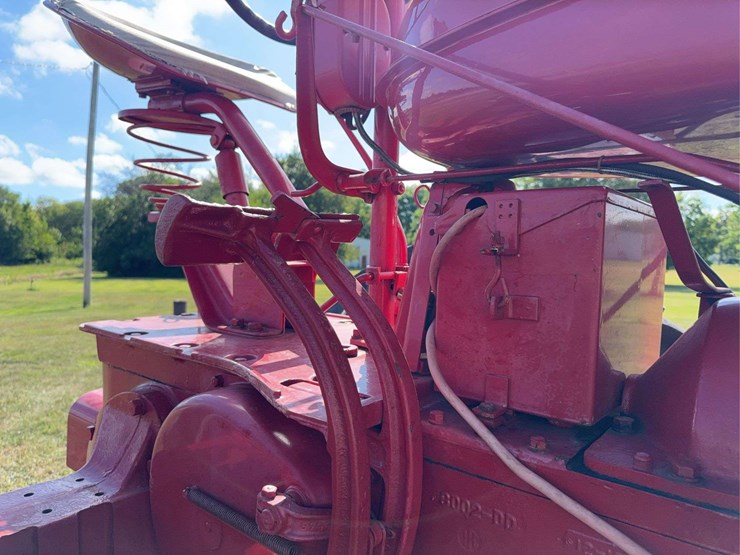 farmall-mv-image-94