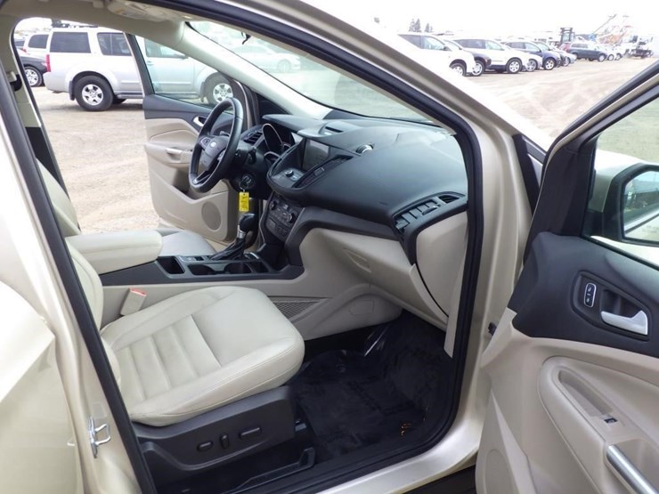 2017-ford-escape-image-6