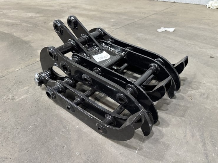2025-miva-grapple-attachment-image-1