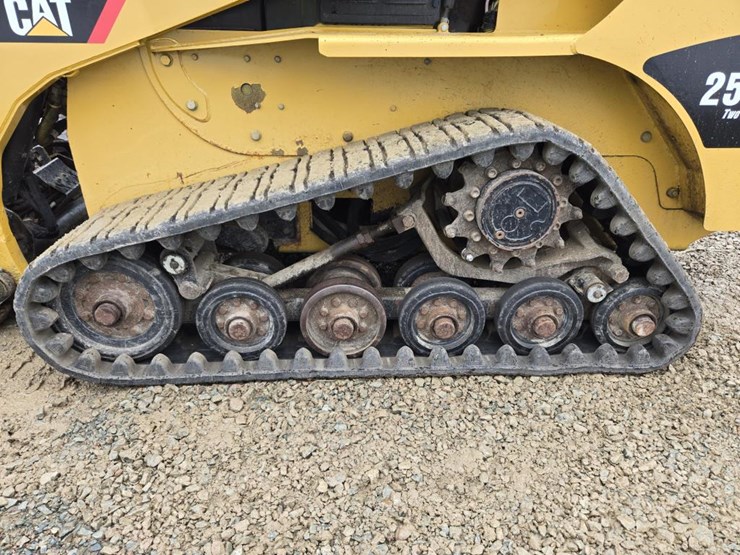 caterpillar-257b3-image-61