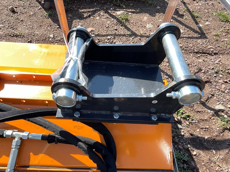 #8345-•-wolverine-48"-flail-mower,-mini-excavator-image-10