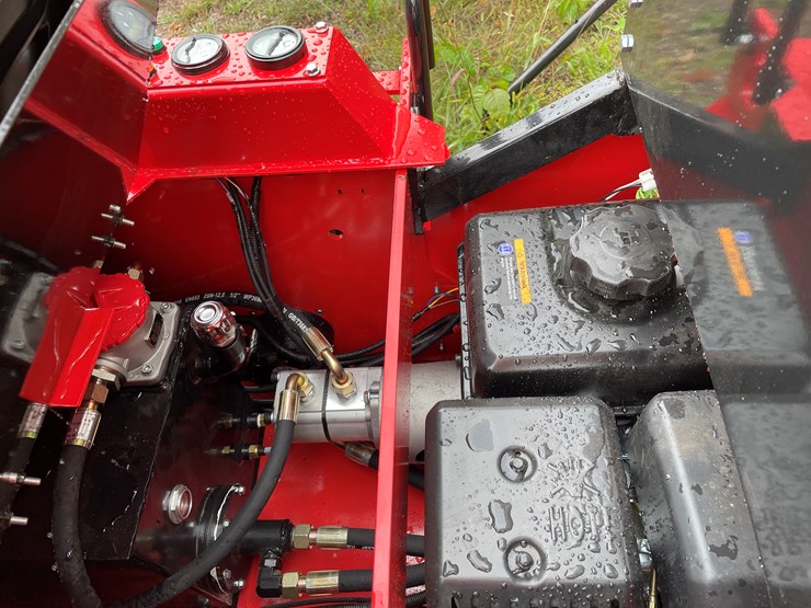 #8169-•-agt-crawler-loader-image-12