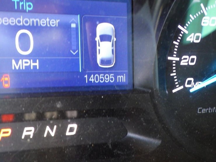 2015-ford-explorer-image-14