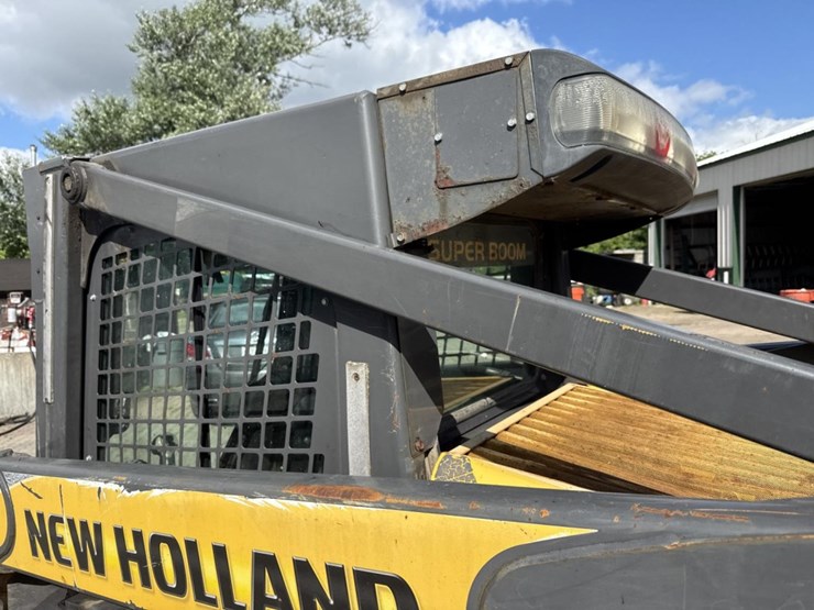 2008-new-holland-l180-image-28