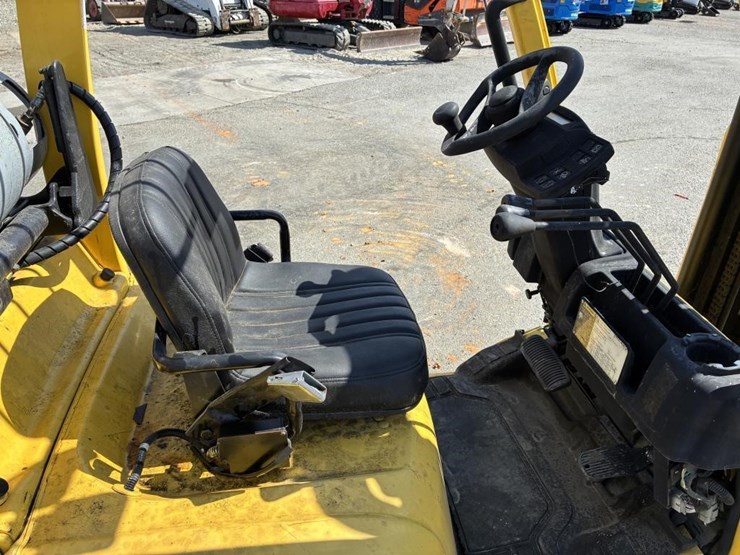 2010-hyster-s40ft5-forklift-image-15