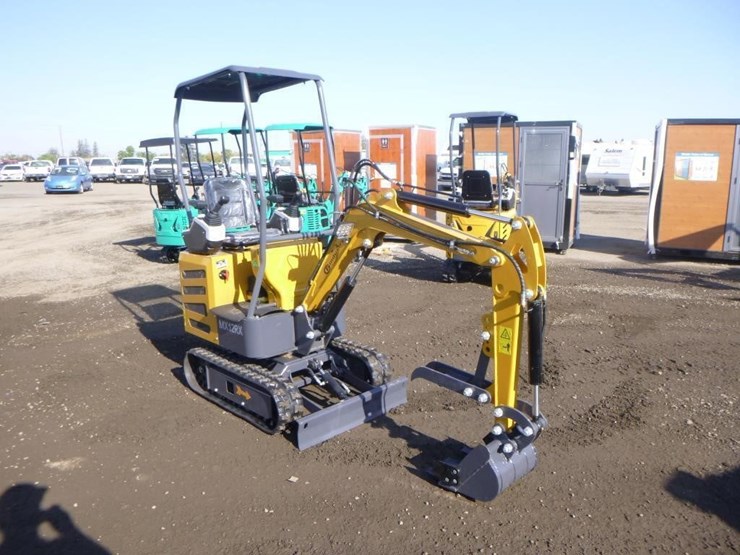 2025-agt-mx12rx-hydraulic-excavator-image-2