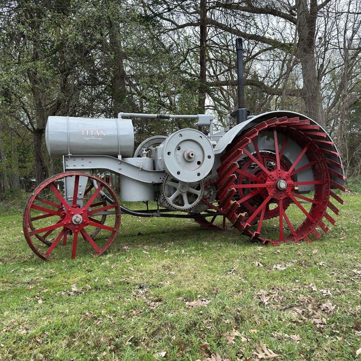 INTERNATIONAL TITAN 10-20