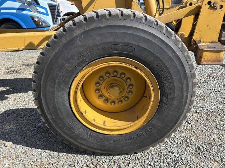 deere-770bh-image-114