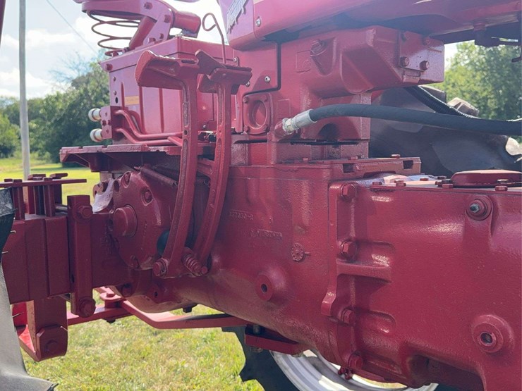 farmall-350-diesel-high-crop-image-67