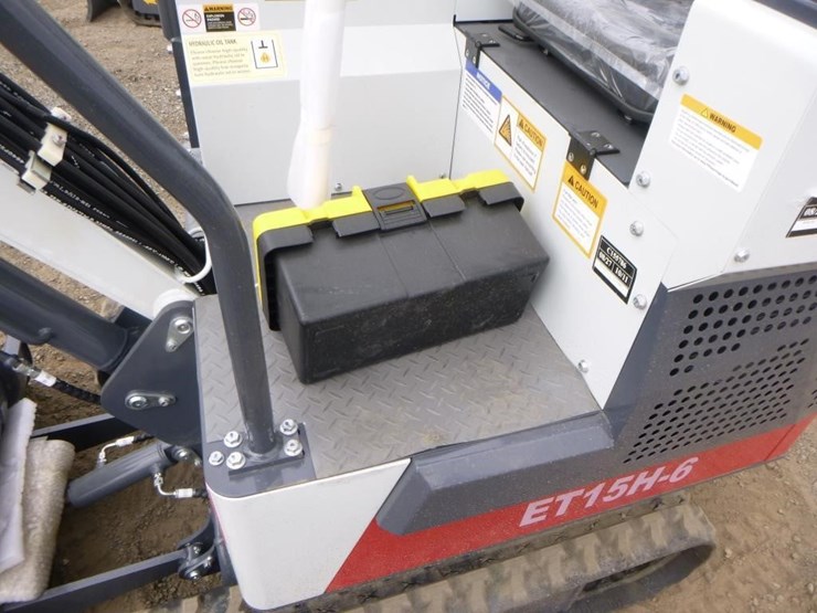 bttl-et15h-6-hydraulic-excavator-image-21