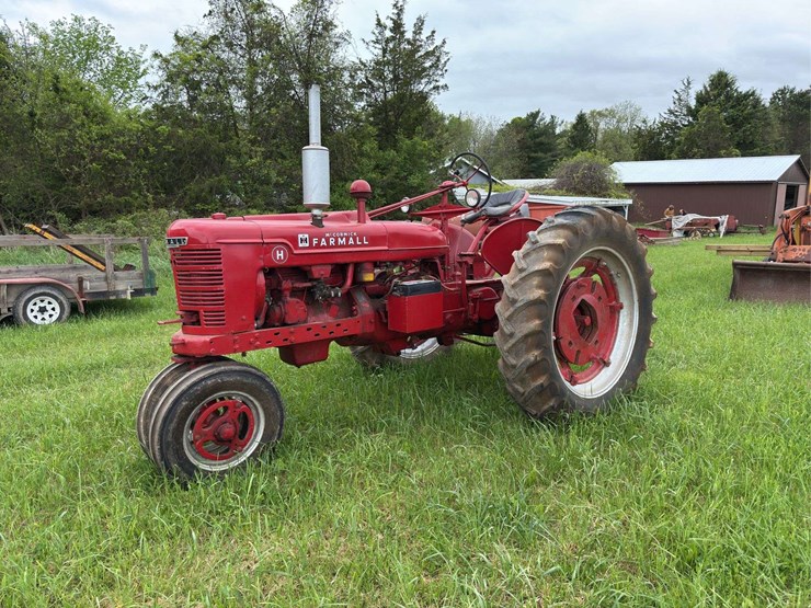 farmall-h-image-1