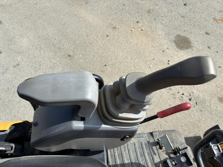 2023-john-deere-17p-tier-hydraulic-excavator-image-20