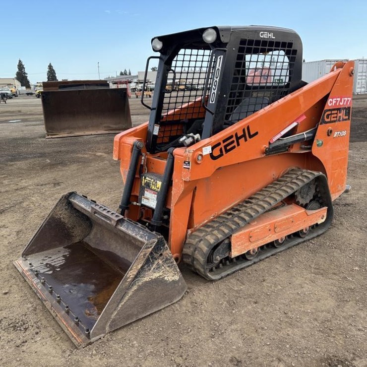 2021 GEHL RT105