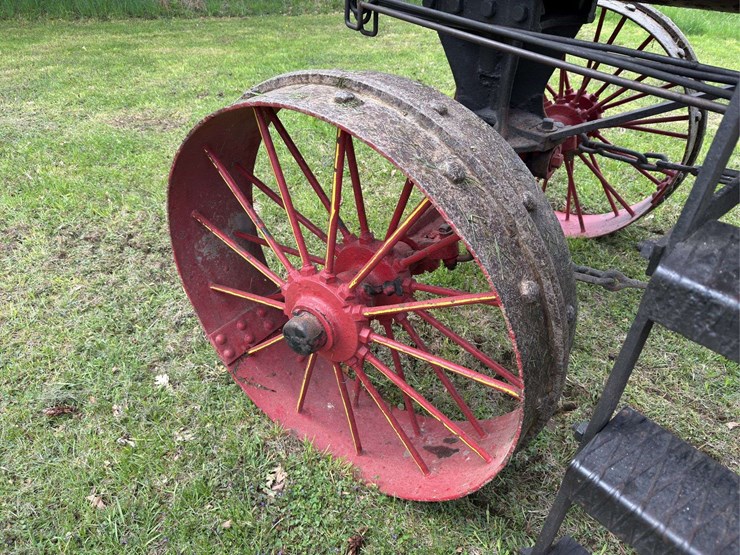 20hp-advance-rumely-universal-image-16