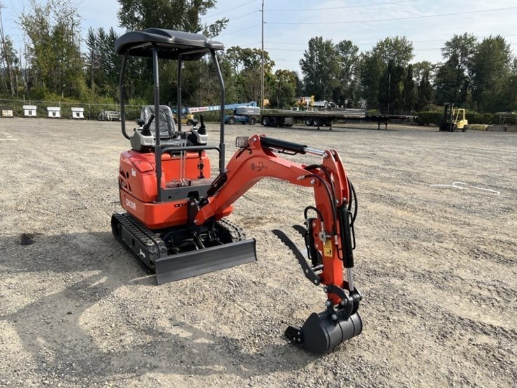2025-cfg-qk20r-mini-hydraulic-excavator-image-2