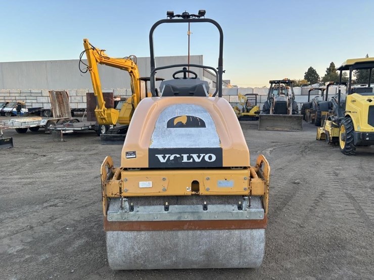 2018-volvo-dd25b-image-6