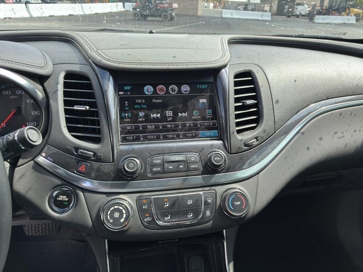 2019-chevrolet-impala-sedan-image-12