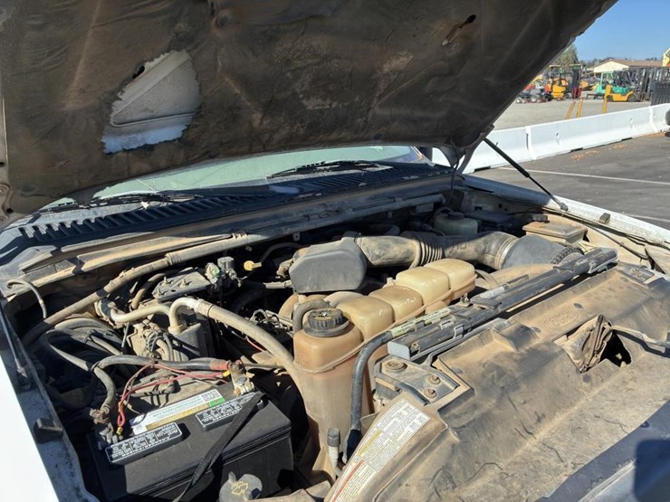 2001-ford-f550-image-7