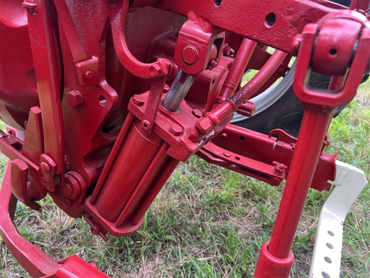 farmall-560-diesel-image-51