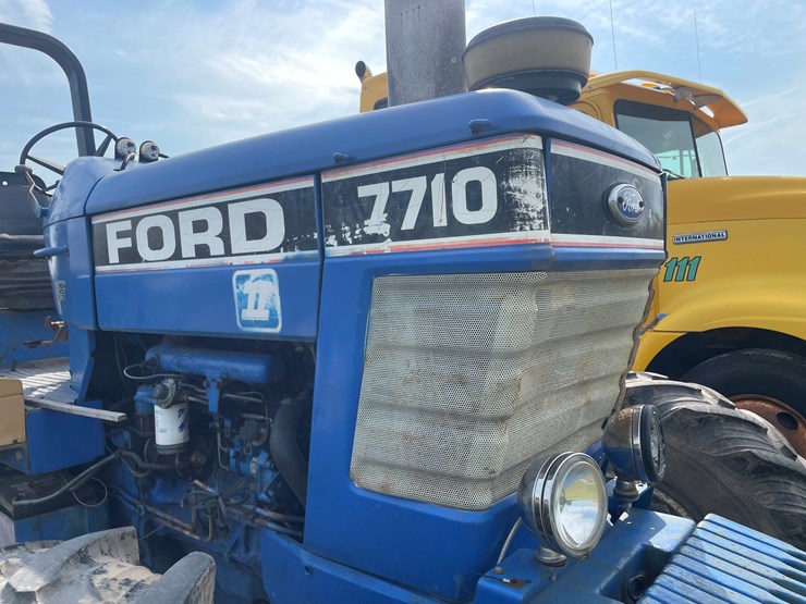 ford-7710-image-20