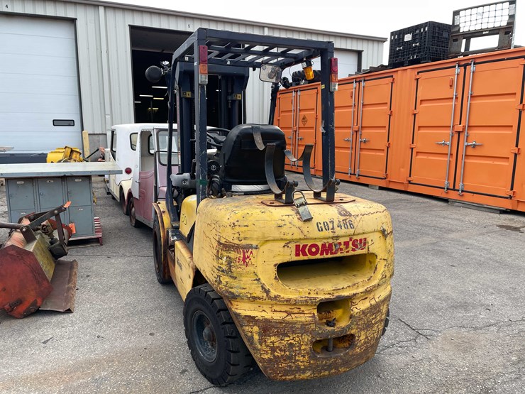 #1982-•-komatsu-forklift-(o4)-image-59