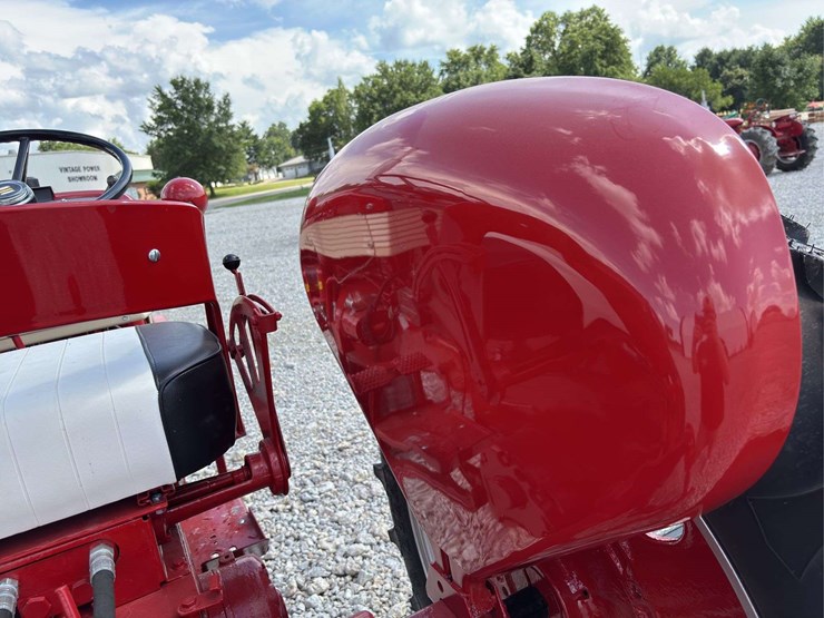 farmall-240-image-34