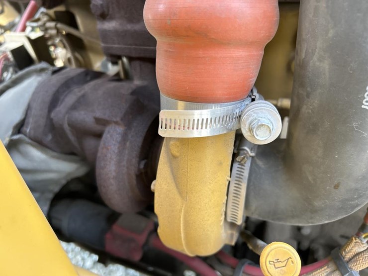 caterpillar-cb54-image-34