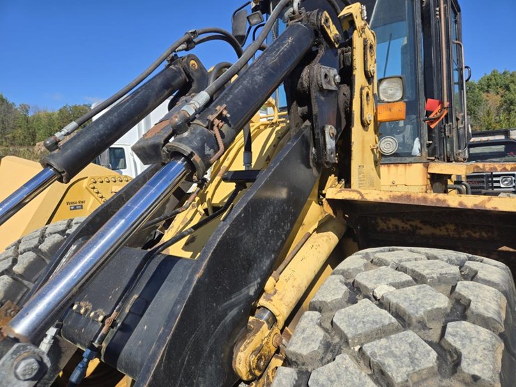 caterpillar-it38g-image-23