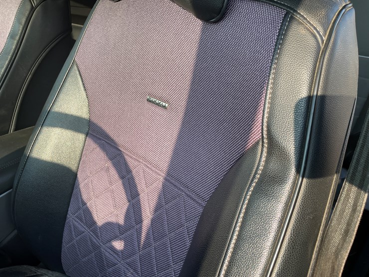 #6496-•-pair-of-rixxu-seat-covers-image-3