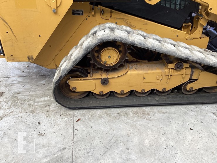 2022-caterpillar-279d3-image-12