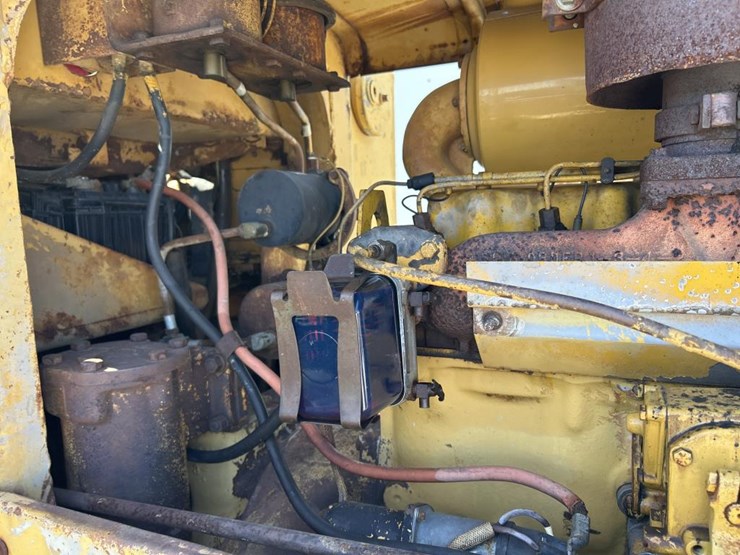 caterpillar-930-image-37