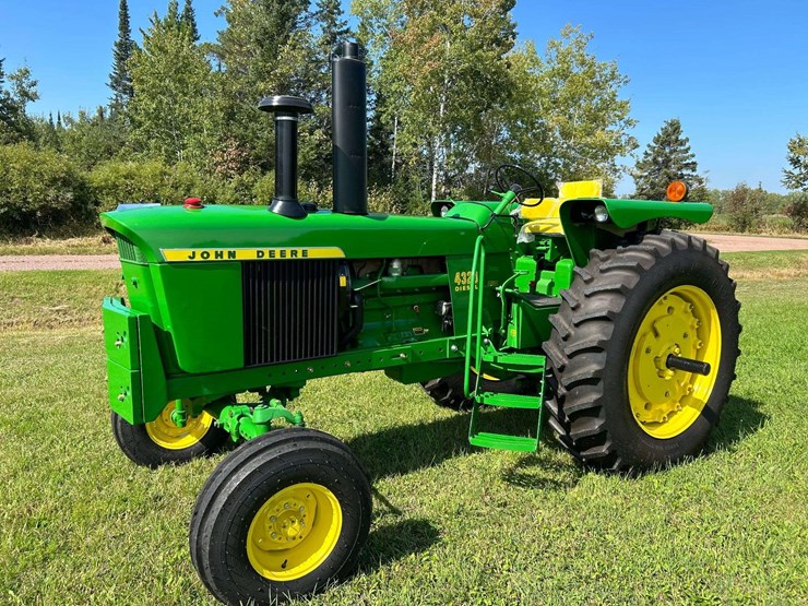 john-deere-4320-image-1