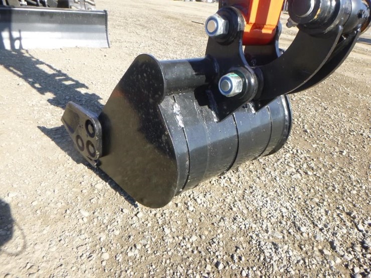 2025-tpm-16-hydraulic-excavator-image-10