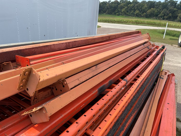 #1014-•-used-pallet-racking-cross-members-image-8