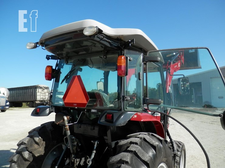 2019-massey-ferguson-1735m-image-14