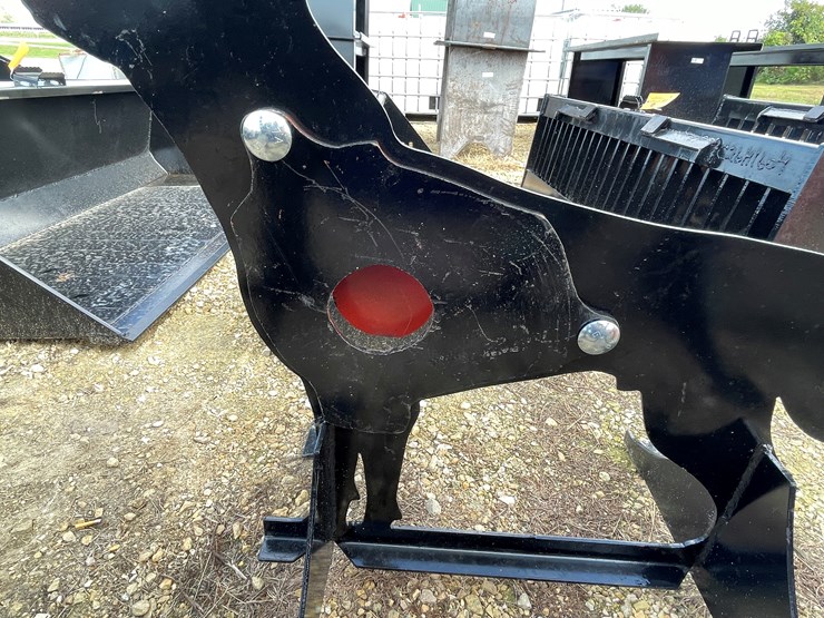 #3024-•-metal-coyote-target-image-6