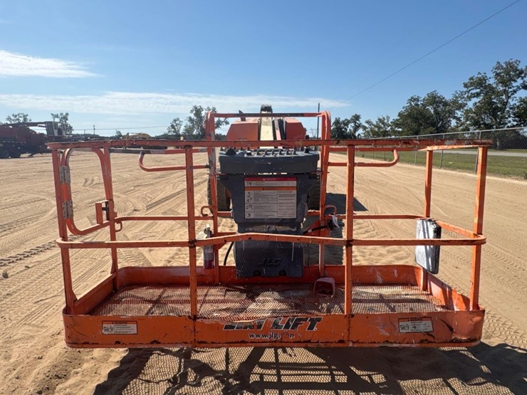 2007-jlg-600s-image-7