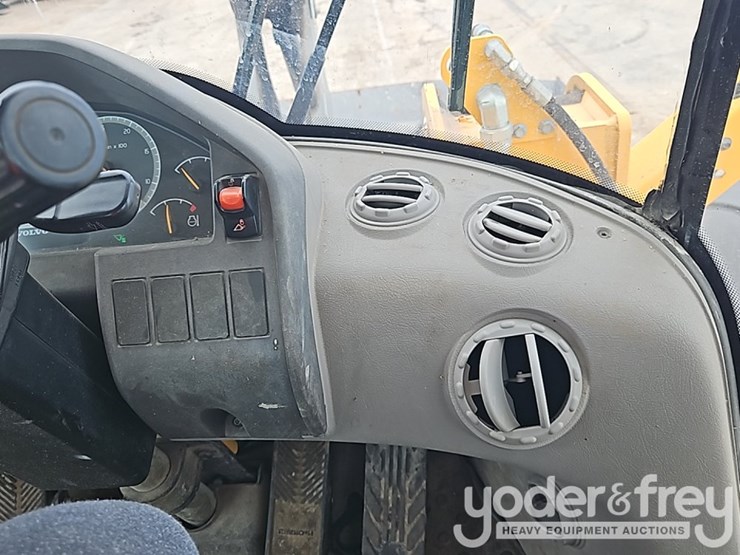 volvo-l70h-image-22