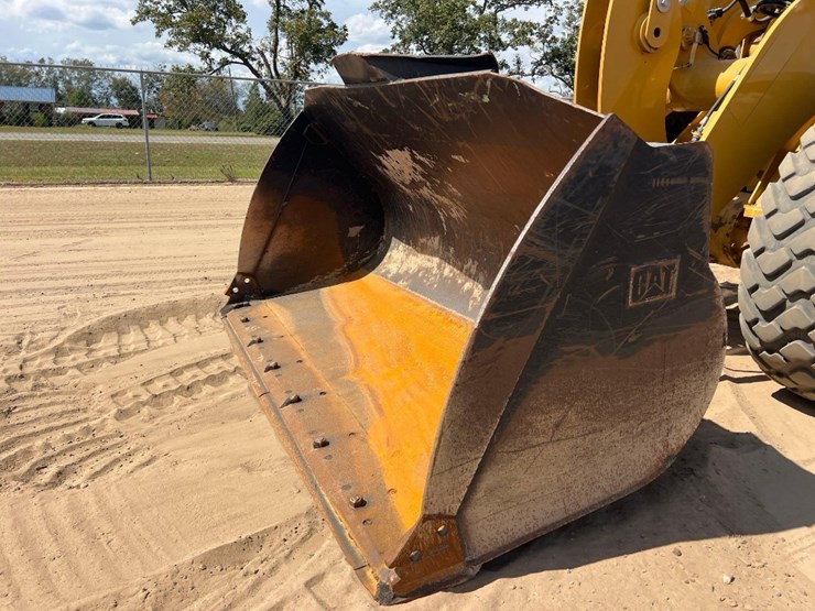 2021-caterpillar-926m-image-9