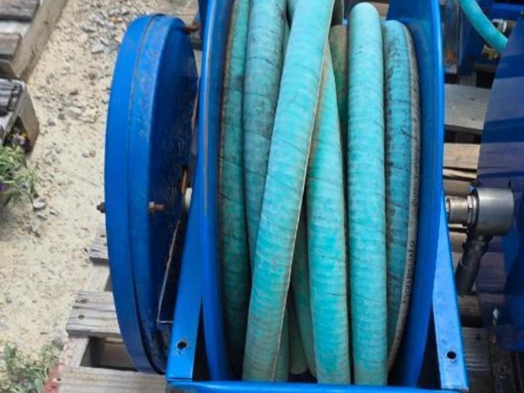 3/4"-hydraulic-hose-on-reel-image-1