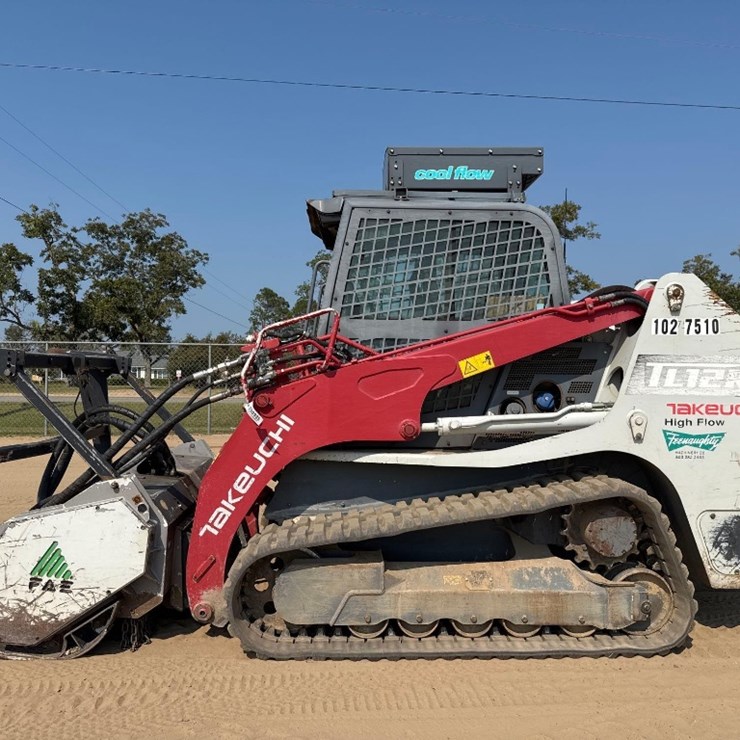 TAKEUCHI TL12R2