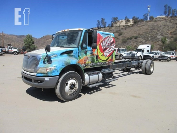 2014-international-durastar-4300-image-1