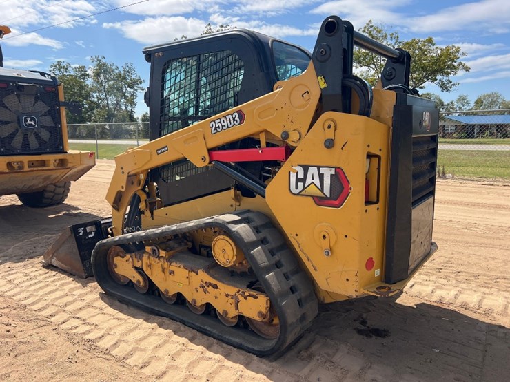 2020-caterpillar-259d3-image-2