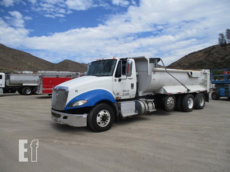 2014-international-prostar-image-1