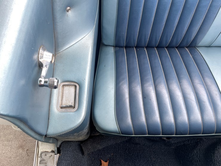 1965-ford-50-image-39