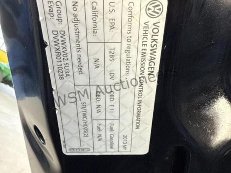 2013-volkswagen-jetta-sdn-image-9
