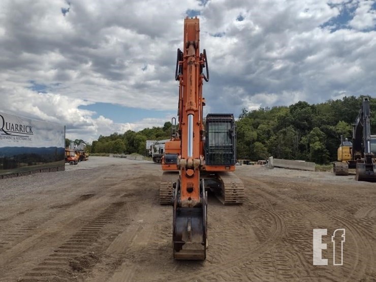 2015-doosan-dx180-lc-3-image-2