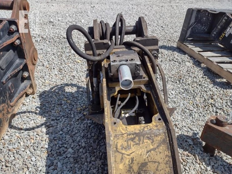 14-magnum-rhb313-6-excavation-hammer-image-5