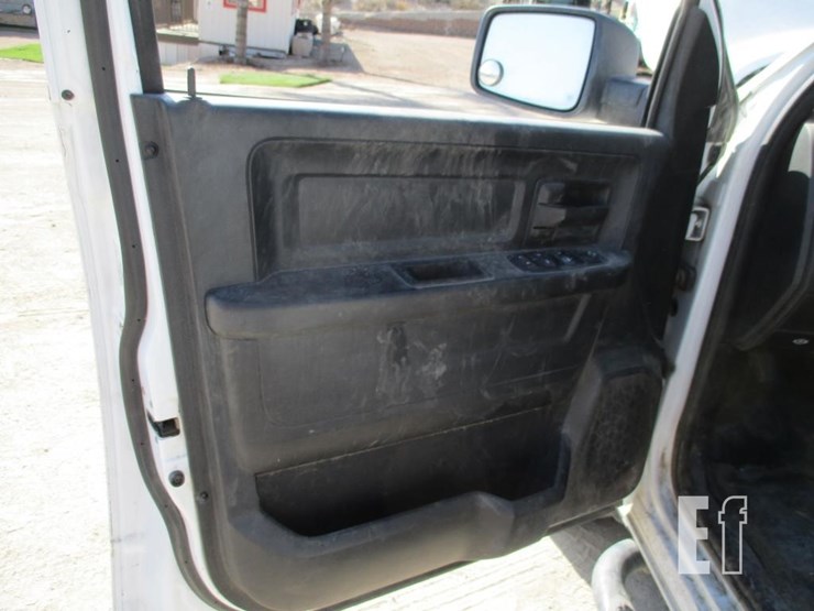 2014-dodge-ram-1500-image-15